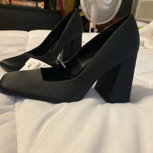 ZARA SHOES NEW WITH TAGS SQUARE HEEL
